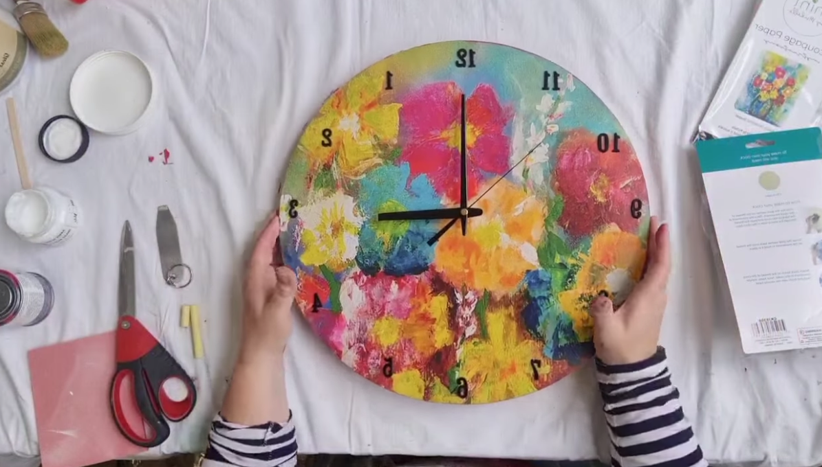 Creating a funky crafty Mint decoupage clock