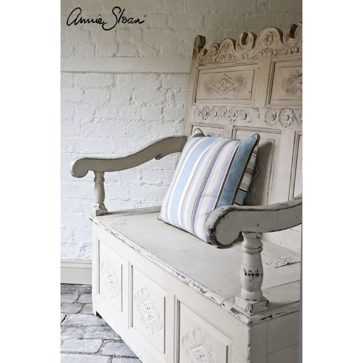 Annie Sloan CHALK PAINT® – Country Grey